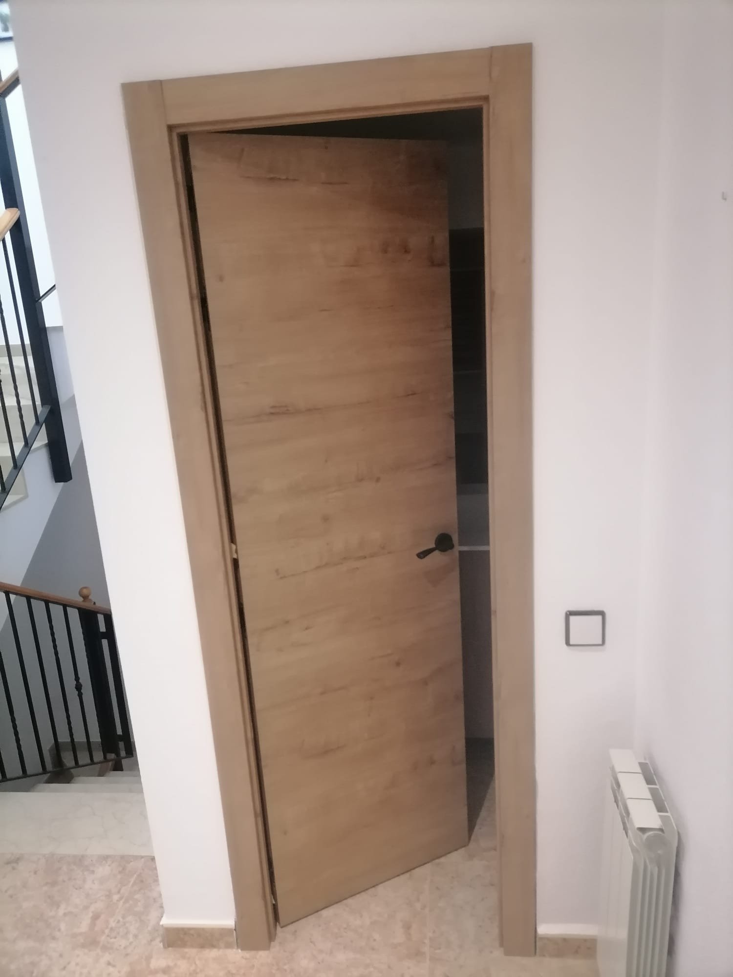 Puerta interior de roble